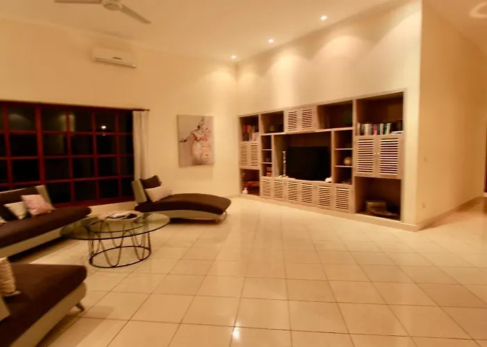 Surgawi Villa Lovina