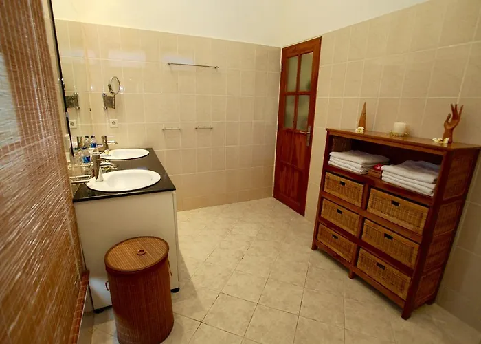 Villa Surgawi