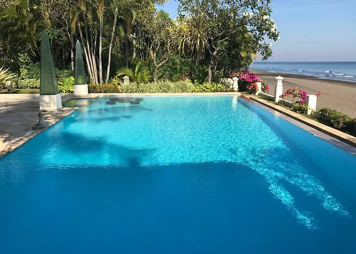 Villa Surgawi Lovina